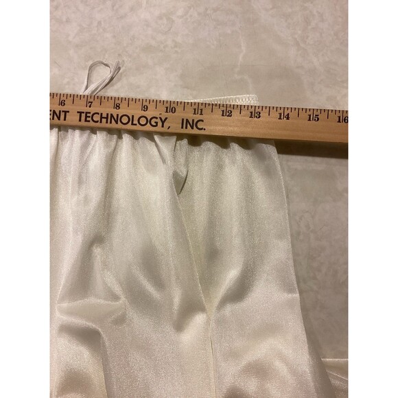 Vtg Soft Moments 2-Piece Pajama Set Pale Yellow Lace Sz M 1970s NOS NWT USA - Picture 11 of 12